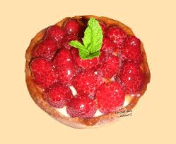 A réaliser en version familiale ou en mini tartelettes framboises, cette recette peut vous servir de base pour réaliser une tarte aux fraises.